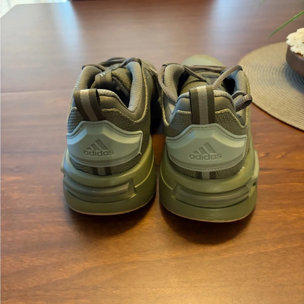 adidas Men’s Olive Green Mesh Running Sneakers